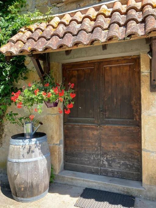 Vakantiehuis La Poire, Op Landgoed Aan De Dordogne Prudhomat Exterior photo