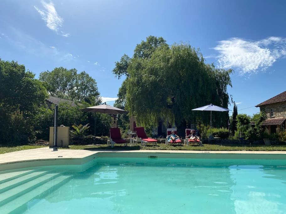 Vakantiehuis La Poire, Op Landgoed Aan De Dordogne Prudhomat Exterior photo